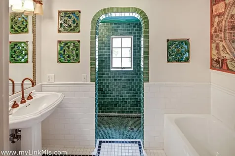 11 By The Woods Chilmark MA 02535
