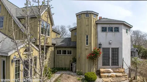 11 By The Woods Chilmark MA 02535