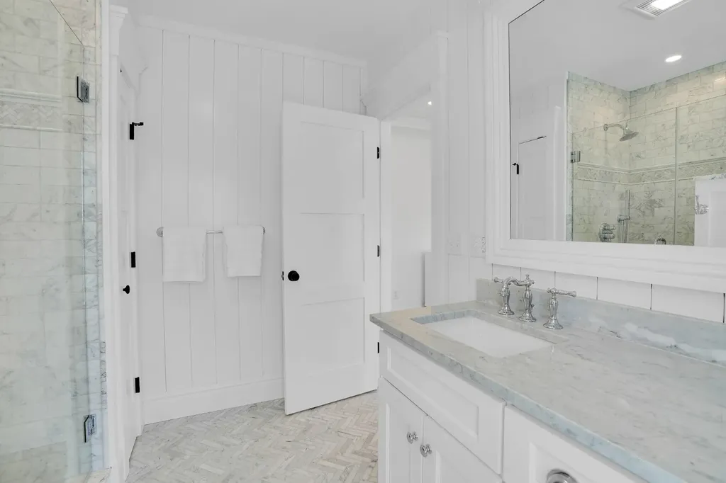 40 Edgewood Drive Edgartown MA 02539-6328