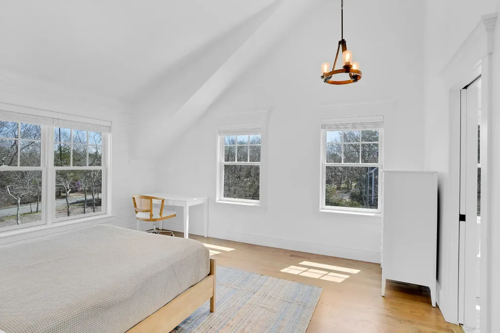40 Edgewood Drive Edgartown MA 02539-6328