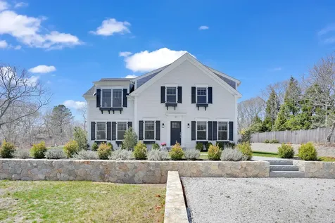 40 Edgewood Drive Edgartown MA 02539-6328