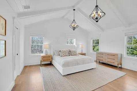 40 Edgewood Drive Edgartown MA 02539-6328