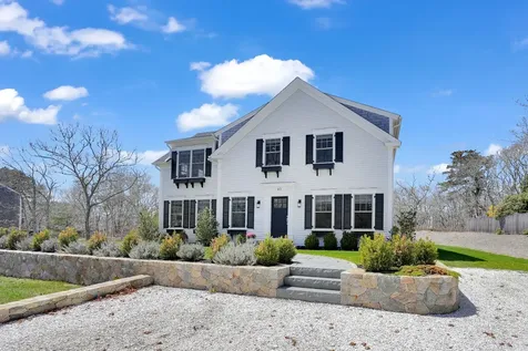 40 Edgewood Drive Edgartown MA 02539-6328