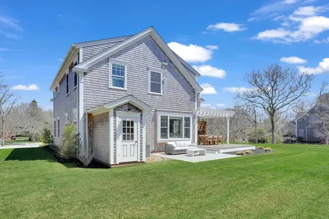 40 Edgewood Drive Edgartown MA 02539-6328