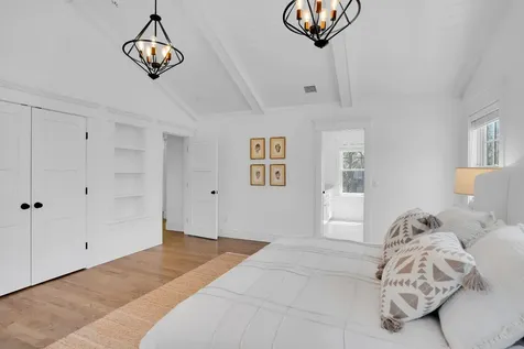 40 Edgewood Drive Edgartown MA 02539-6328