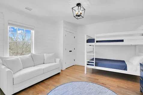 40 Edgewood Drive Edgartown MA 02539-6328