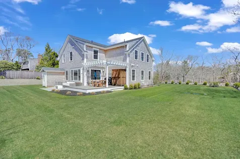 40 Edgewood Drive Edgartown MA 02539-6328