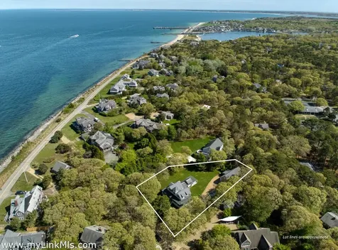 16 Atlantic Avenue Oak Bluffs MA 02557