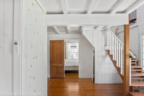16 Atlantic Avenue Oak Bluffs MA 02557