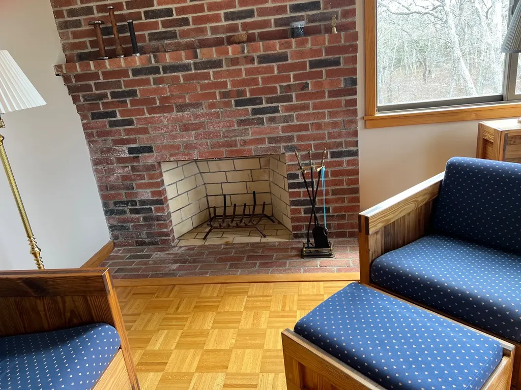 82 Oyster Pond Road Edgartown MA 02539