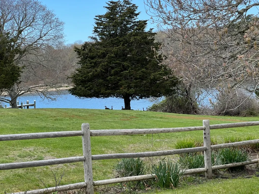 82 Oyster Pond Road Edgartown MA 02539