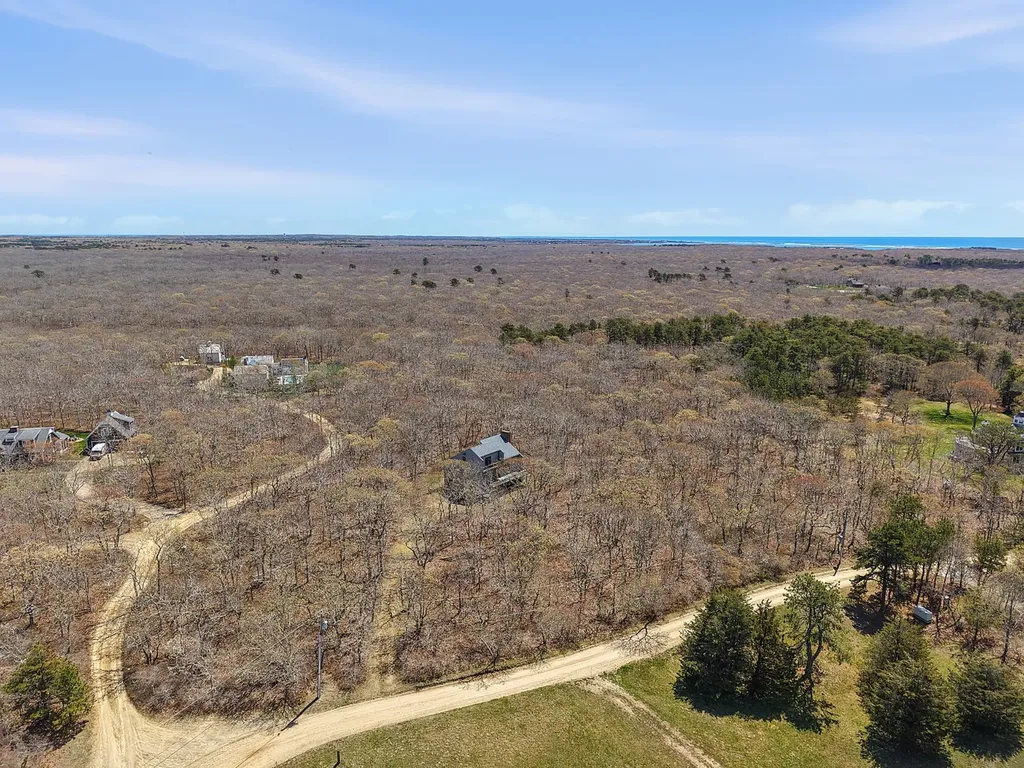82 Oyster Pond Road Edgartown MA 02539