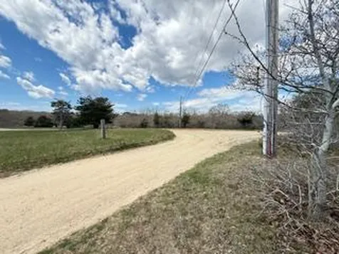82 Oyster Pond Road Edgartown MA 02539