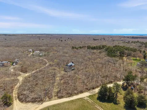 82 Oyster Pond Road Edgartown MA 02539