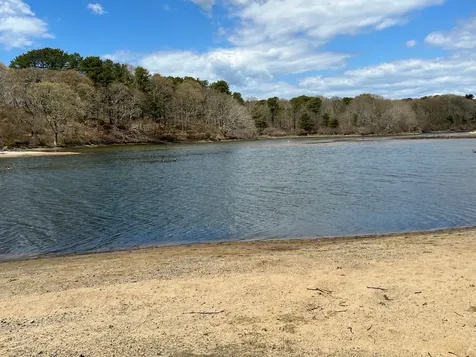 82 Oyster Pond Road Edgartown MA 02539