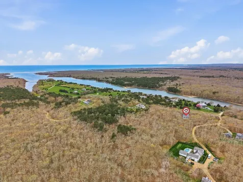 82 Oyster Pond Road Edgartown MA 02539
