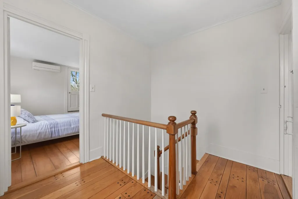 8 Atwood Circle Edgartown MA 02539