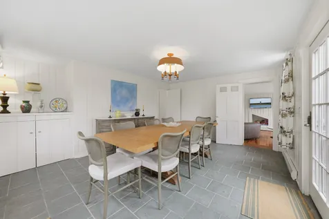 8 Atwood Circle Edgartown MA 02539