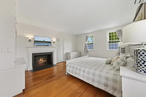 8 Atwood Circle Edgartown MA 02539