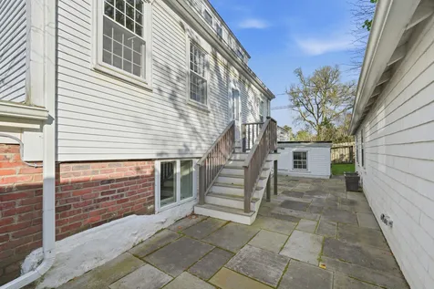 8 Atwood Circle Edgartown MA 02539