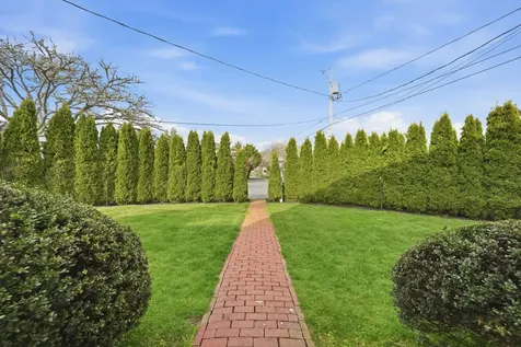 8 Atwood Circle Edgartown MA 02539