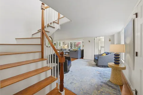 8 Atwood Circle Edgartown MA 02539