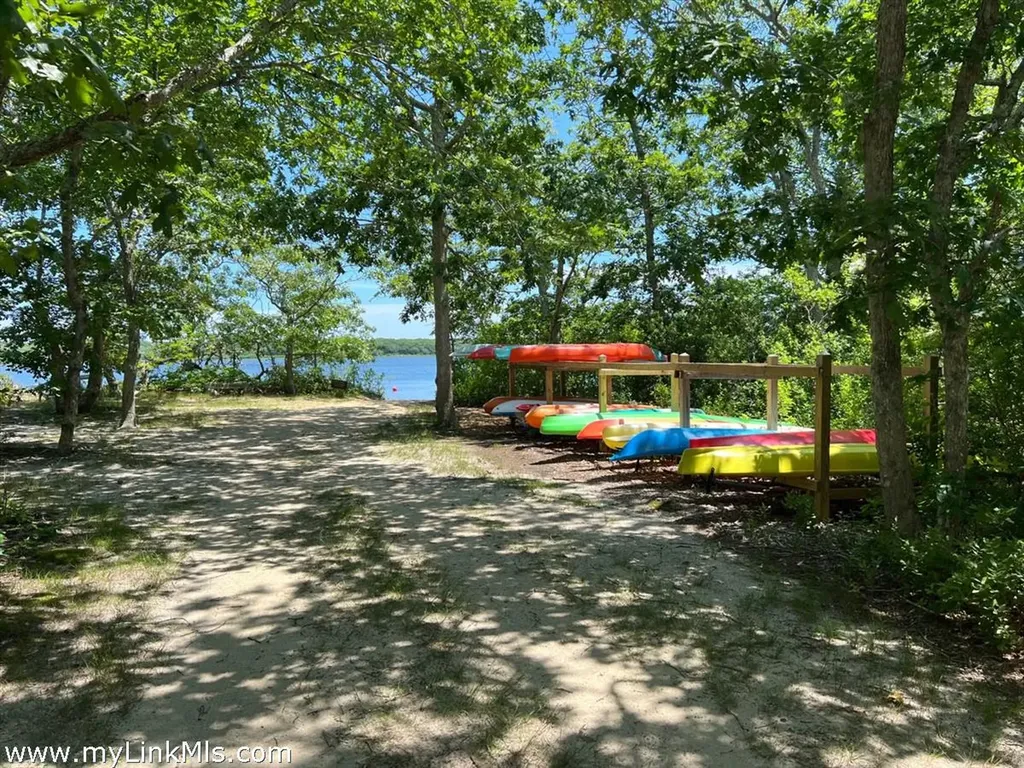 4 Jacobs Neck Road Edgartown MA 02539