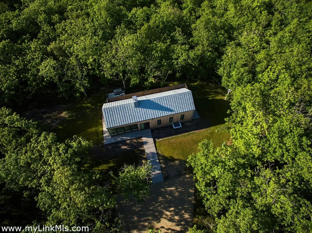 4 Jacobs Neck Road Edgartown MA 02539