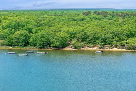 4 Jacobs Neck Road Edgartown MA 02539