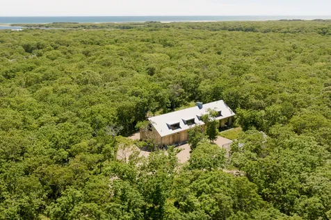 4 Jacobs Neck Road Edgartown MA 02539