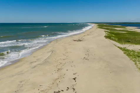 4 Jacobs Neck Road Edgartown MA 02539