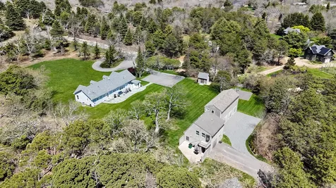 11 Oak Lane West Tisbury MA 02575