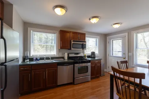 11 Oak Lane West Tisbury MA 02575