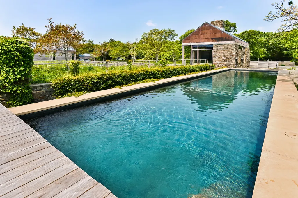 33 Boldwater Road Edgartown MA 02539