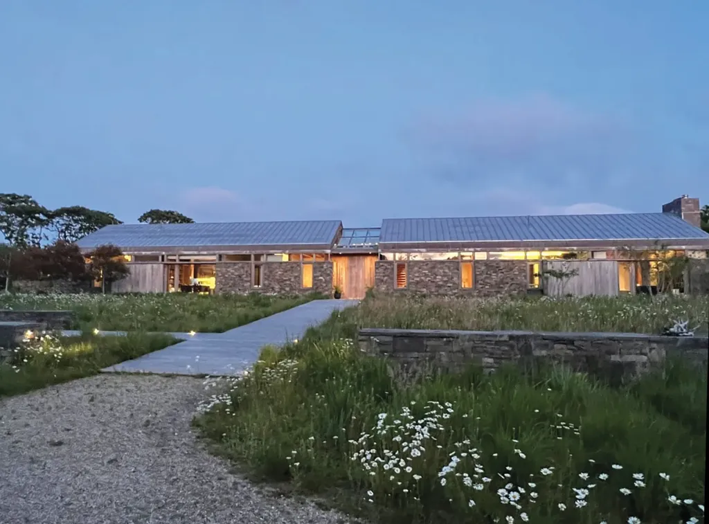 33 Boldwater Road Edgartown MA 02539