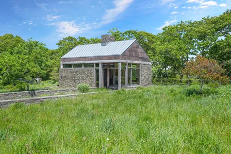 33 Boldwater Road Edgartown MA 02539