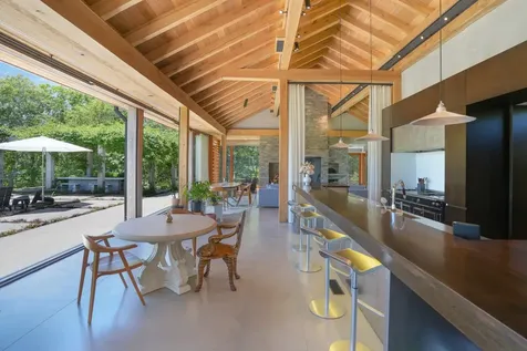 33 Boldwater Road Edgartown MA 02539