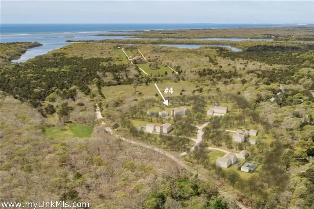 63 Division Road Edgartown MA 02539