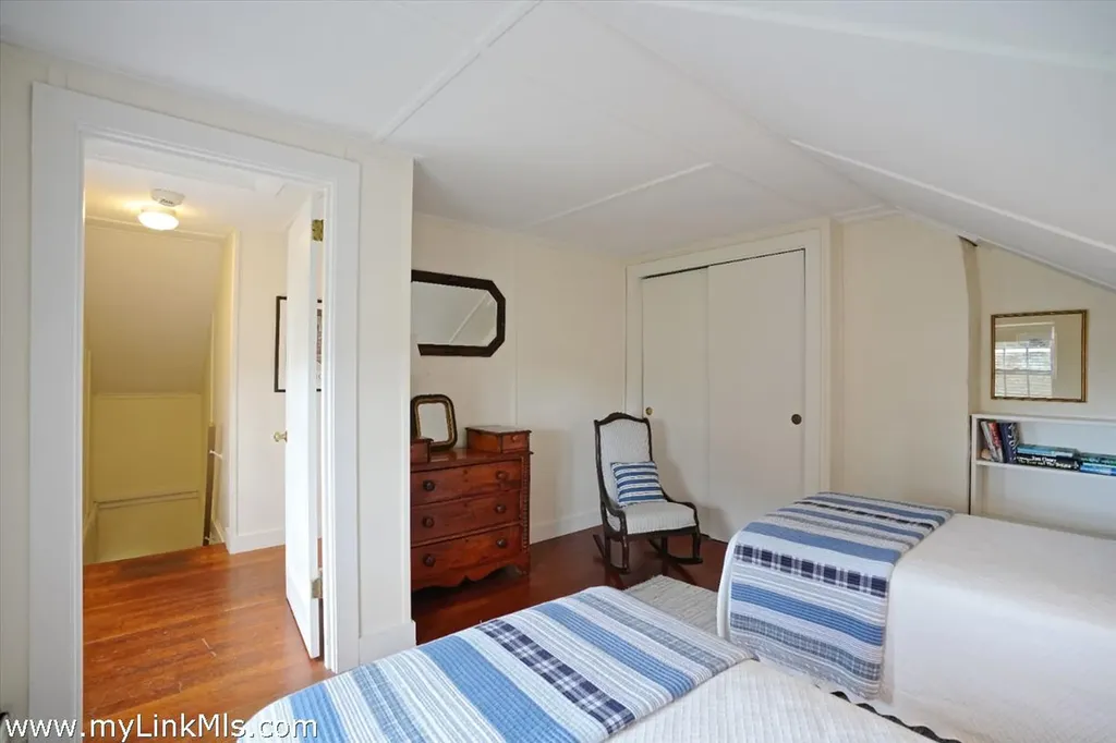 31 Butlers Cove Road Edgartown MA 02539