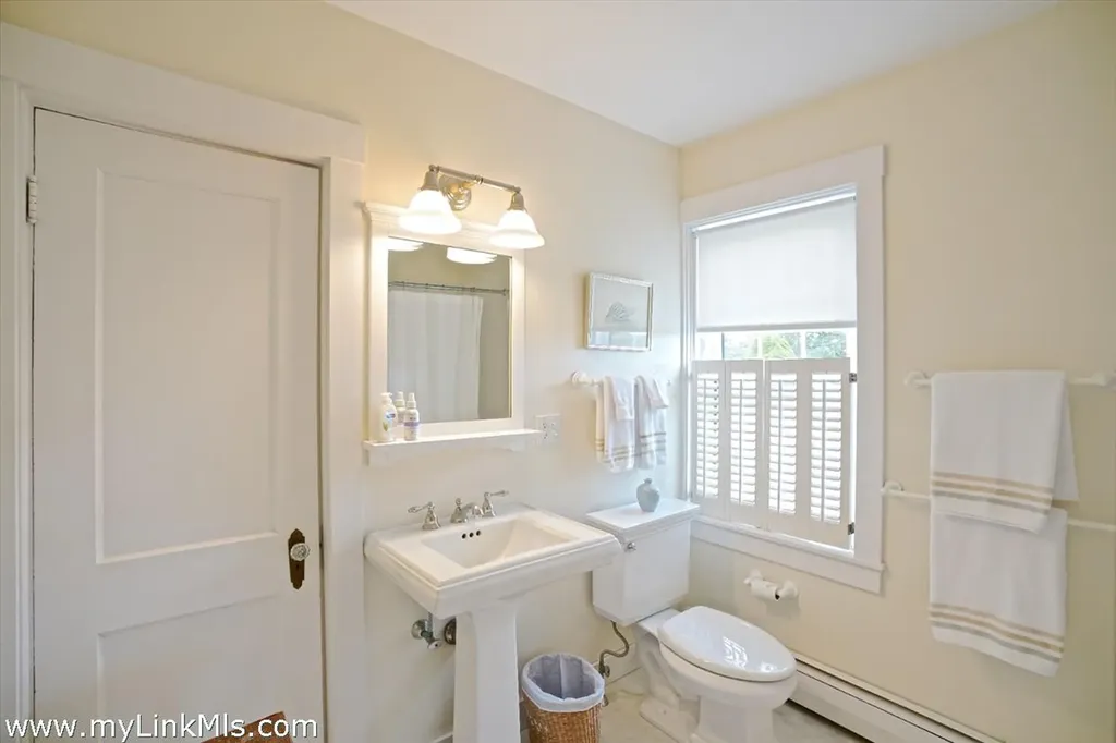 31 Butlers Cove Road Edgartown MA 02539