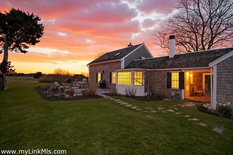 31 Butlers Cove Road Edgartown MA 02539