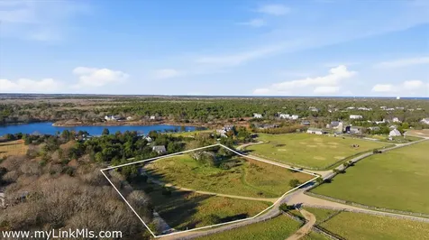 31 Butlers Cove Road Edgartown MA 02539