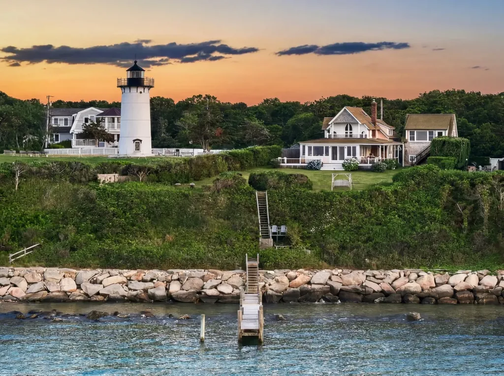 233 East Chop Drive Oak Bluffs MA 02557