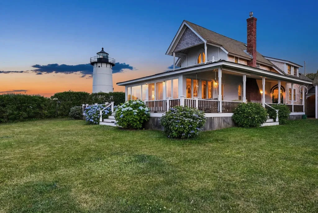 233 East Chop Drive Oak Bluffs MA 02557