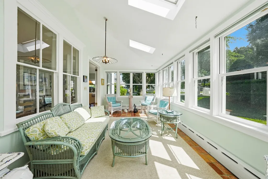 118 South Water Street Edgartown MA 02539