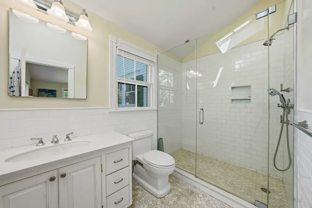 118 South Water Street Edgartown MA 02539
