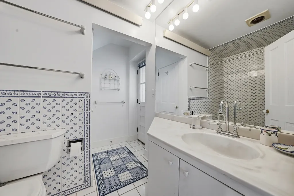 118 South Water Street Edgartown MA 02539