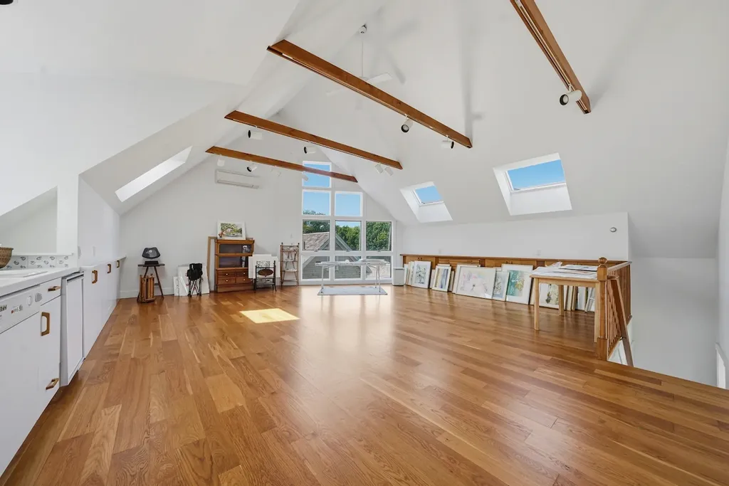 118 South Water Street Edgartown MA 02539