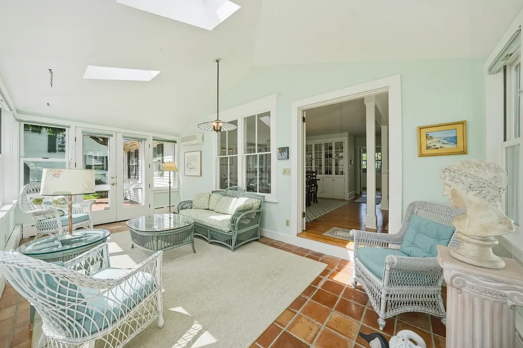 118 South Water Street Edgartown MA 02539