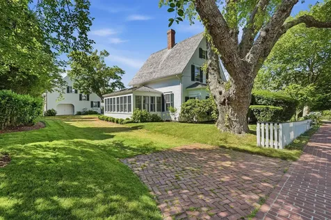 118 South Water Street Edgartown MA 02539